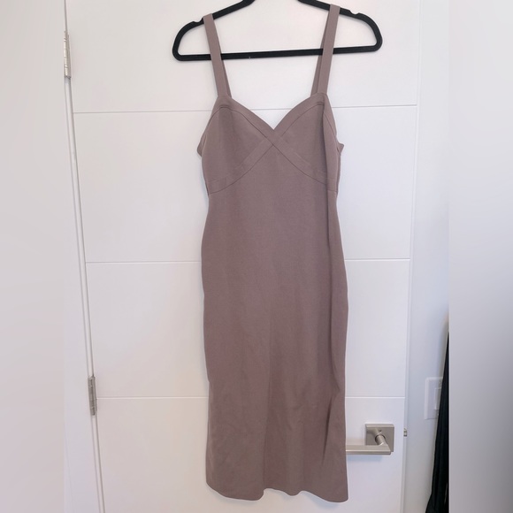Babaton Greta bandage dress - deep taupe L - Picture 1 of 1
